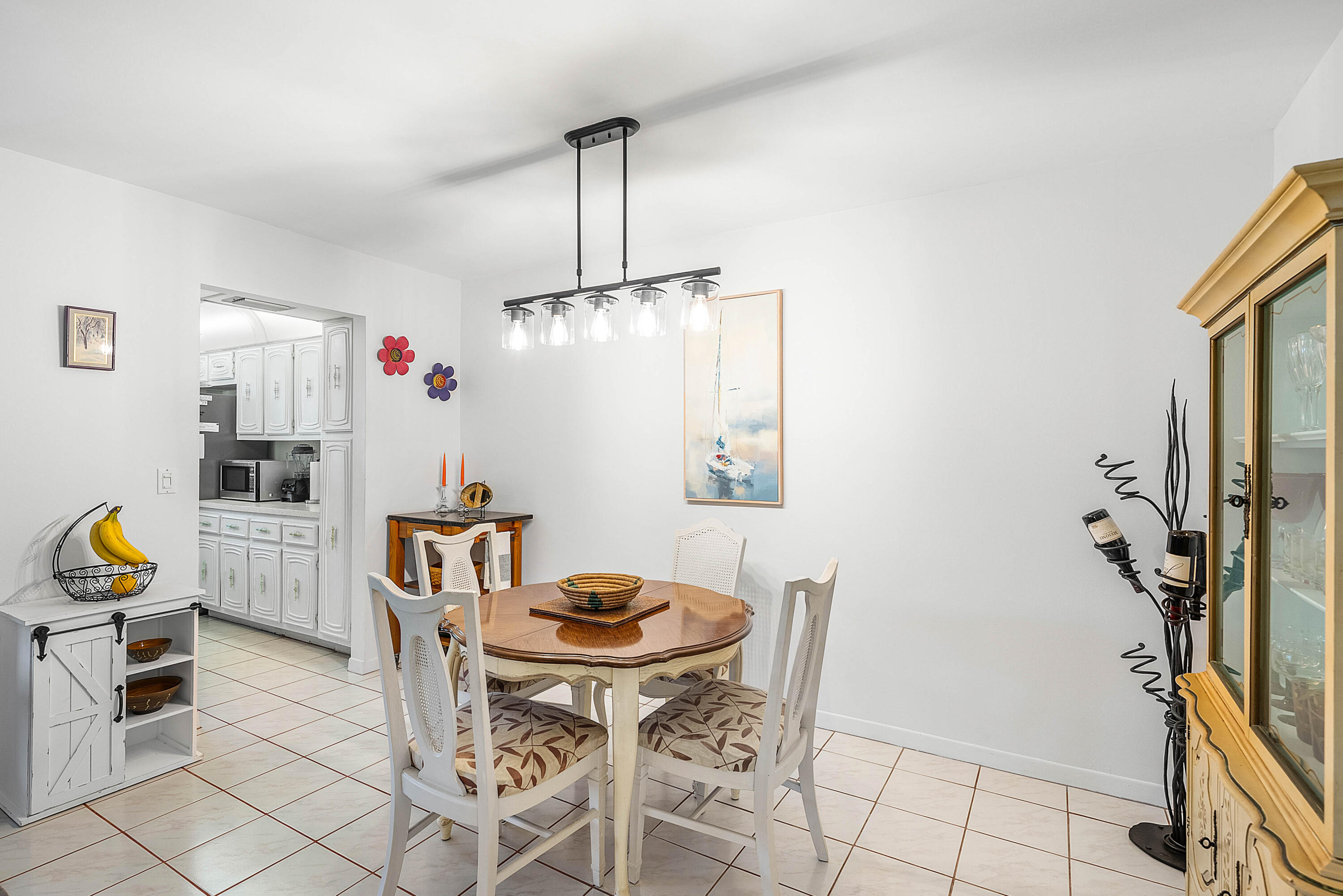 1010 Circle Terrace E C