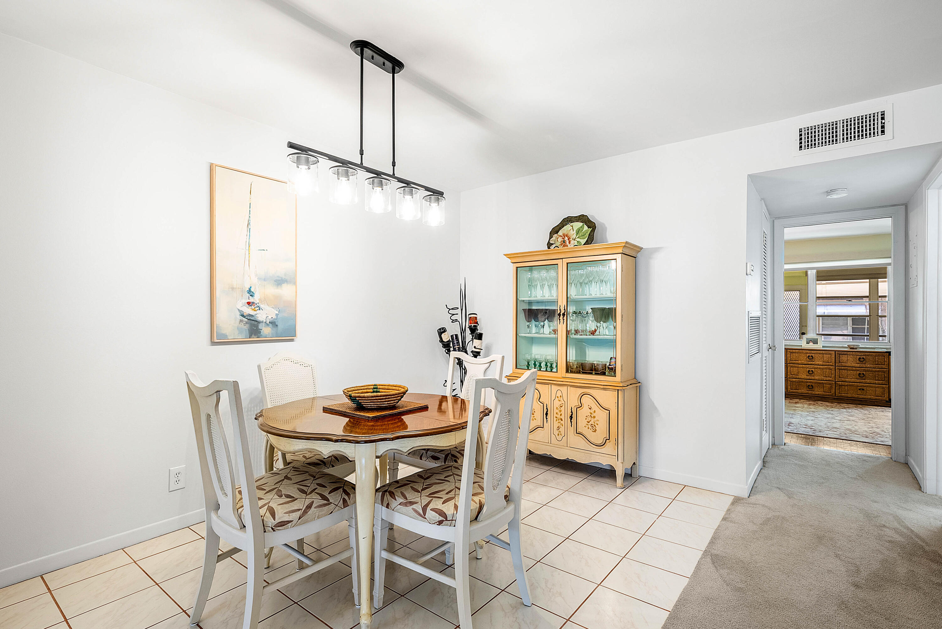 1010 Circle Terrace E C