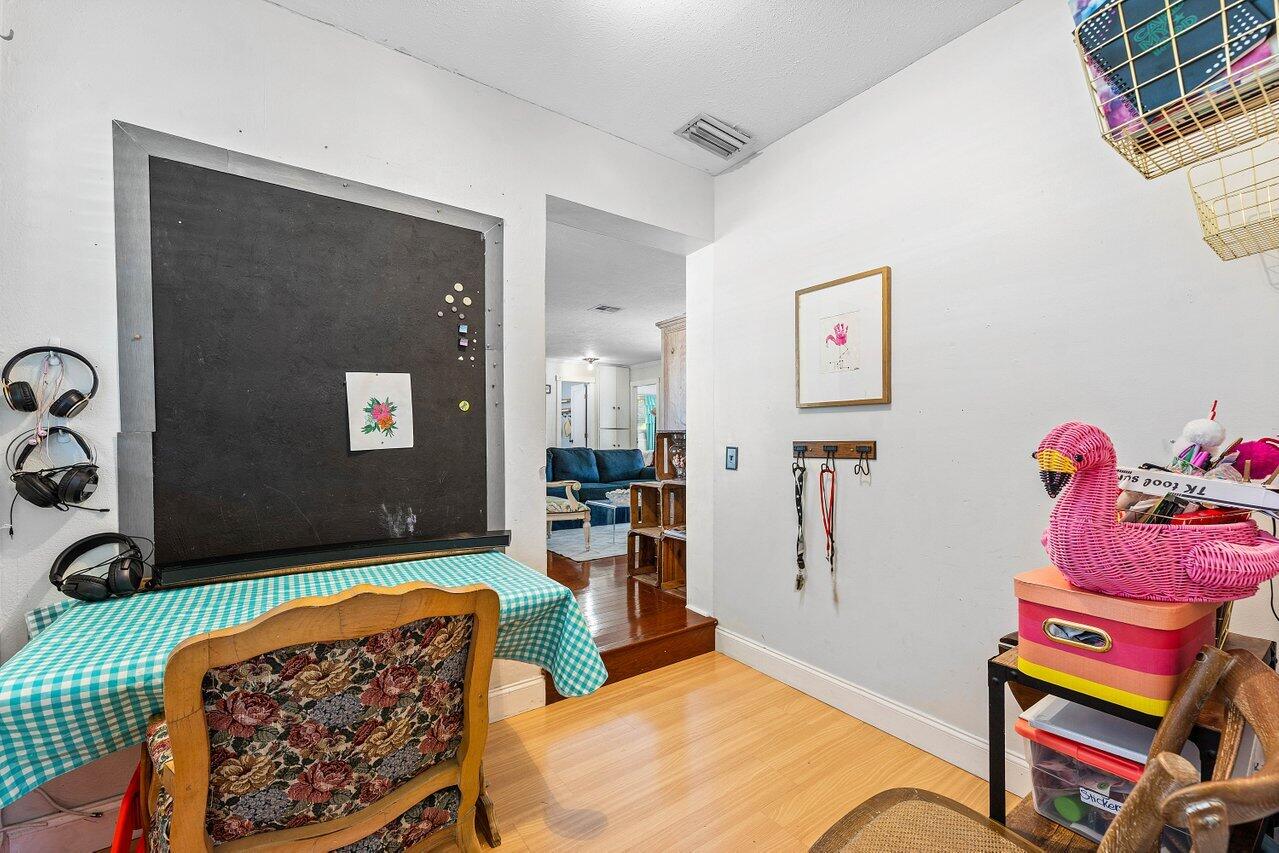 102 NE 22nd Street