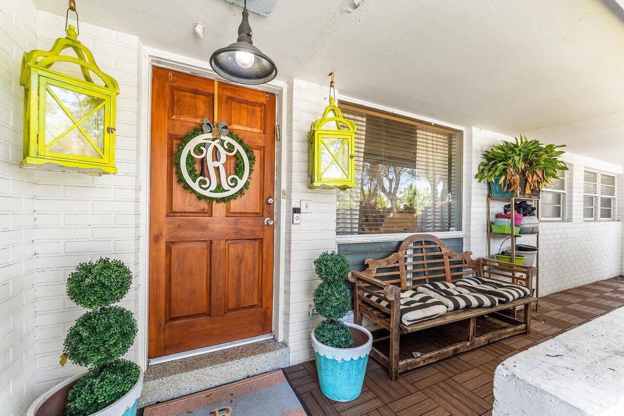 102 NE 22nd Street
