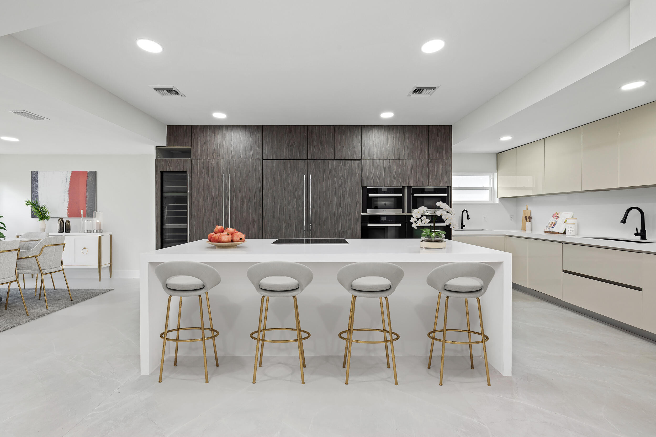 7718 San Mateo Drive E