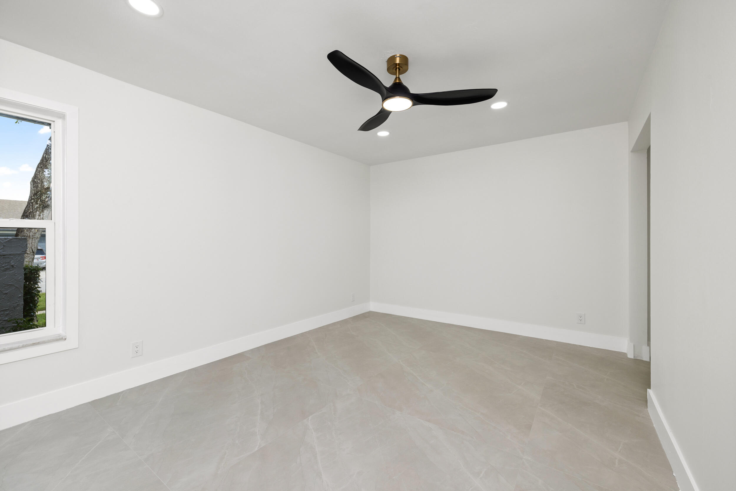 7718 San Mateo Drive E