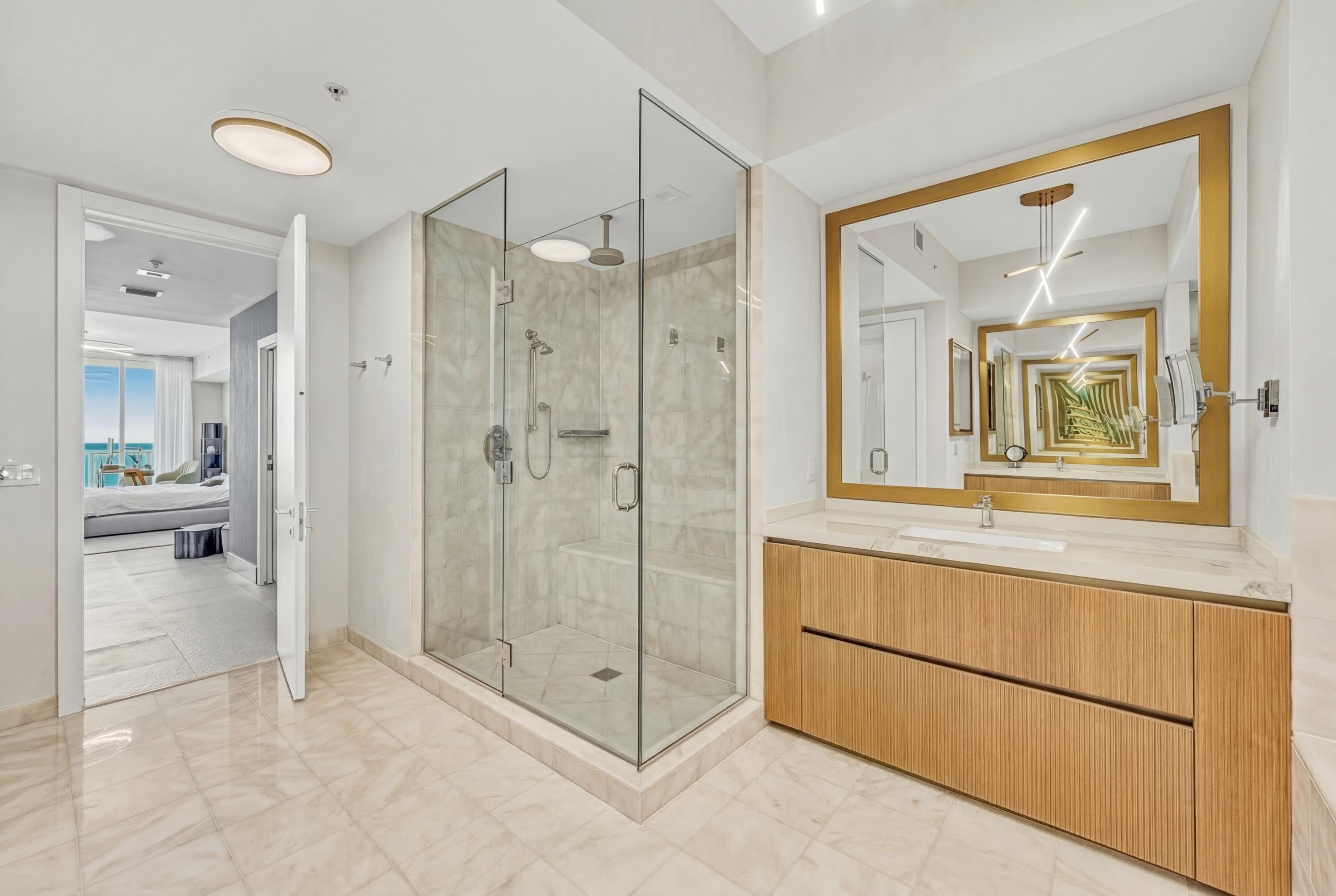 50 S Pointe Drive 1208