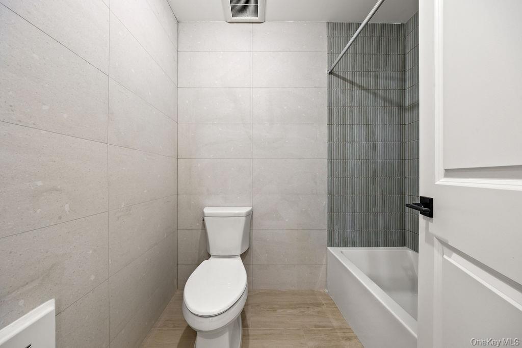 62 Blauvelt Road Unit: 202