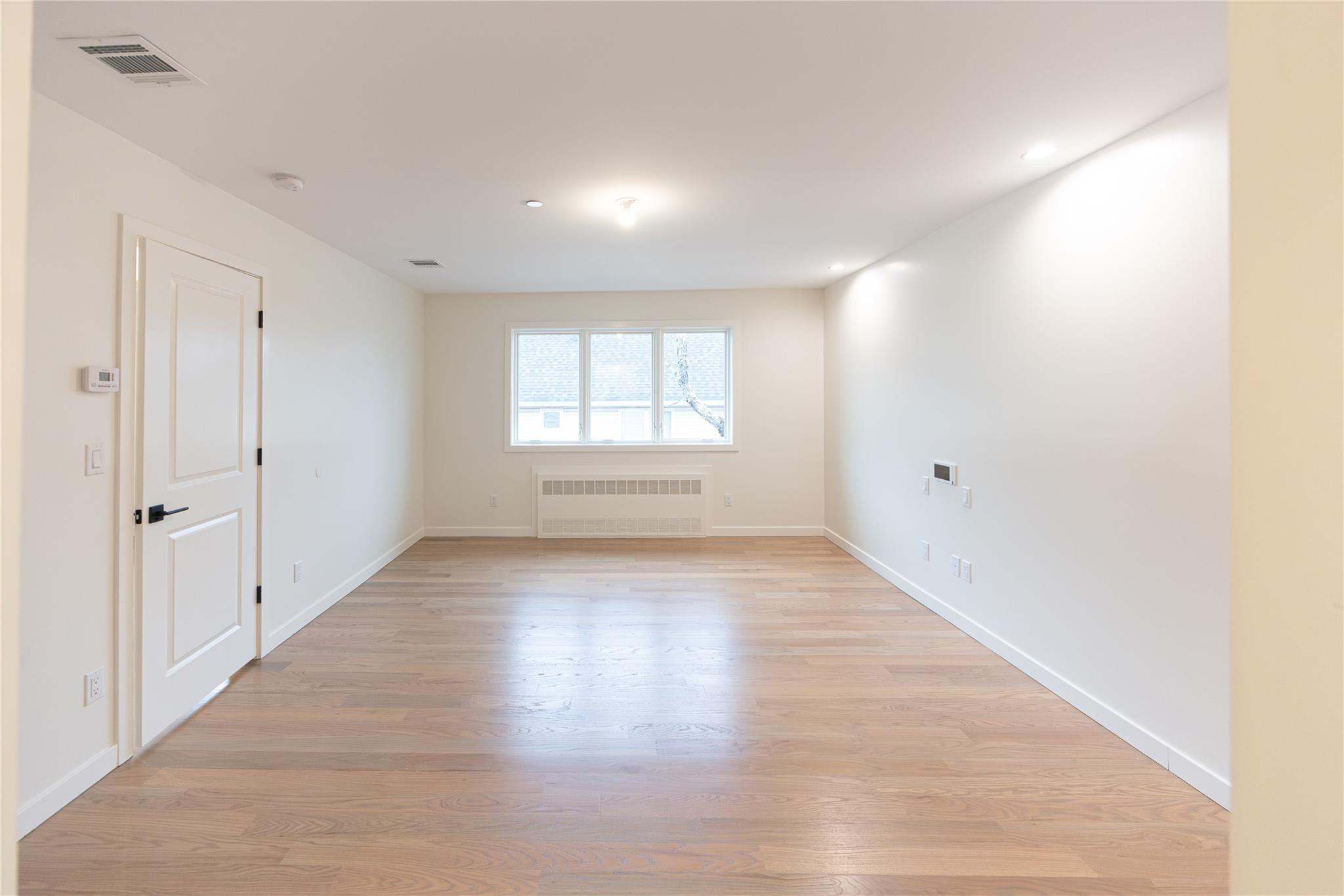3 Carlton Road Unit: 201