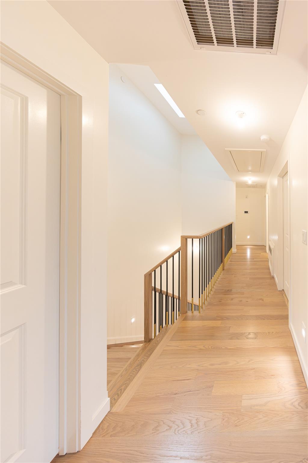3 Carlton Road Unit: 201