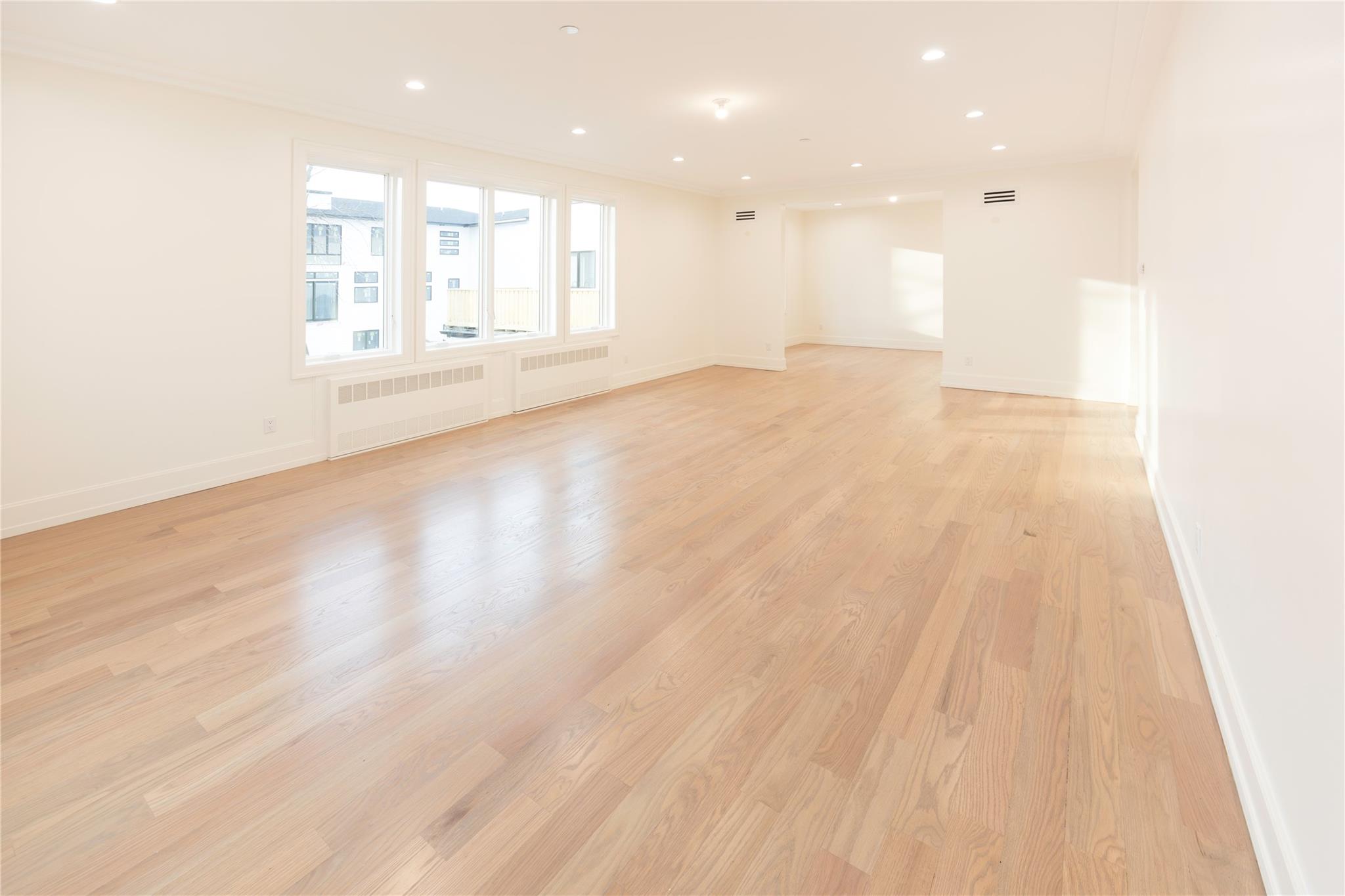 3 Carlton Road Unit: 201