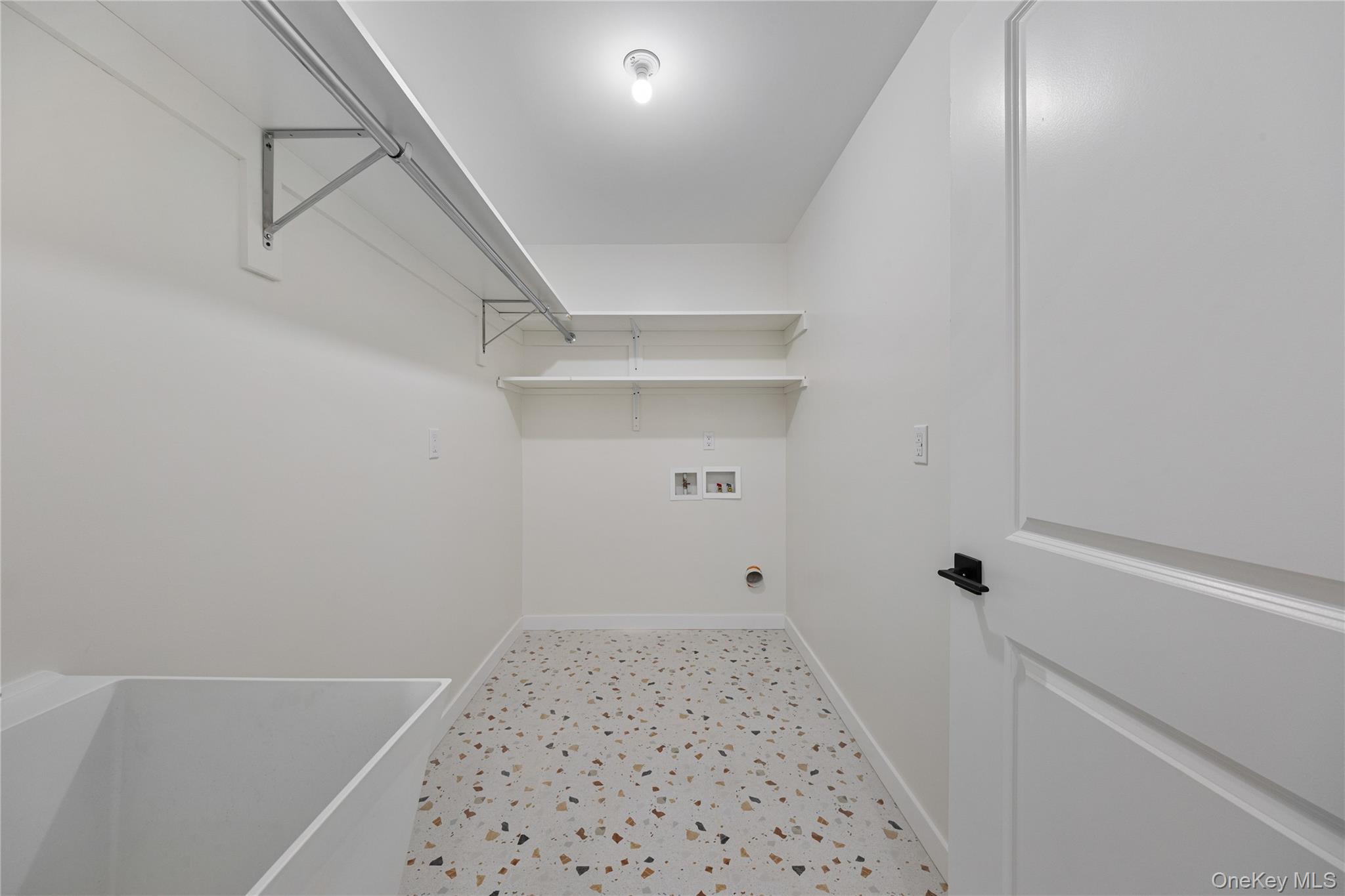 470 W Central Avenue Unit: 202