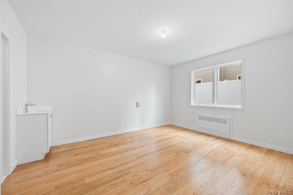 472 W Central Avenue Unit: 105