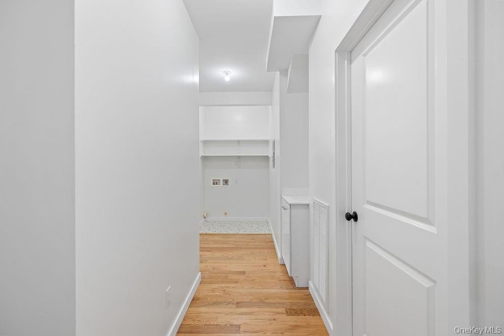472 W Central Avenue Unit: 105