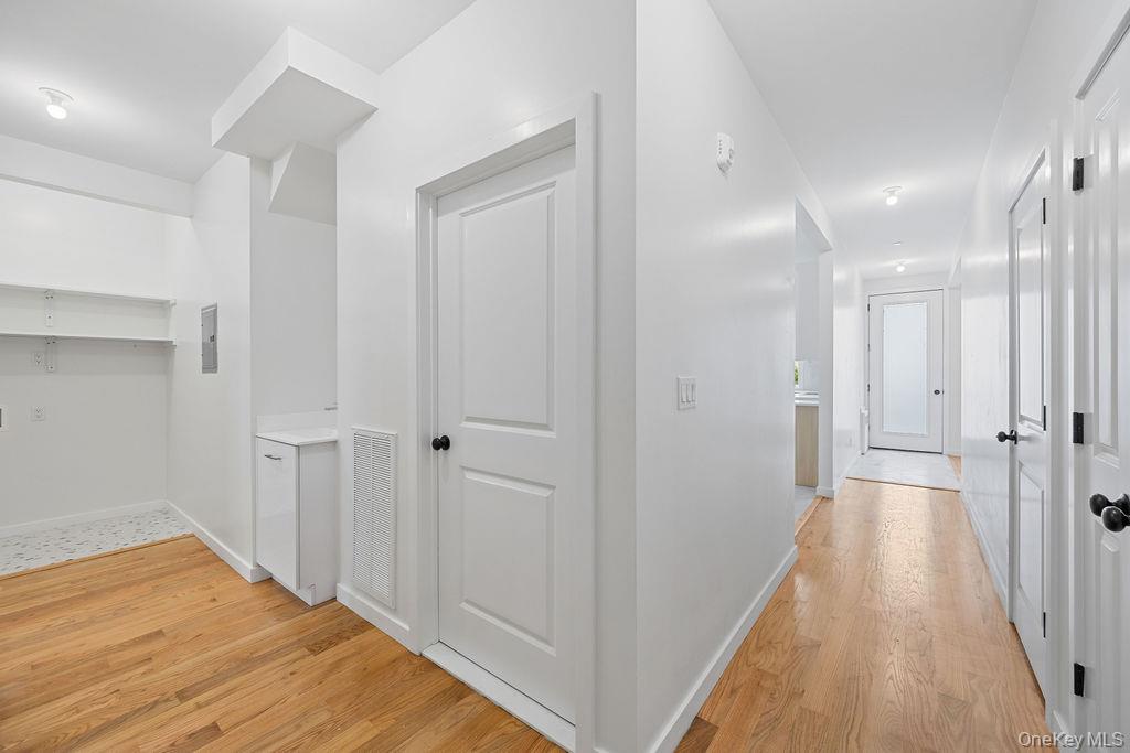 472 W Central Avenue Unit: 105
