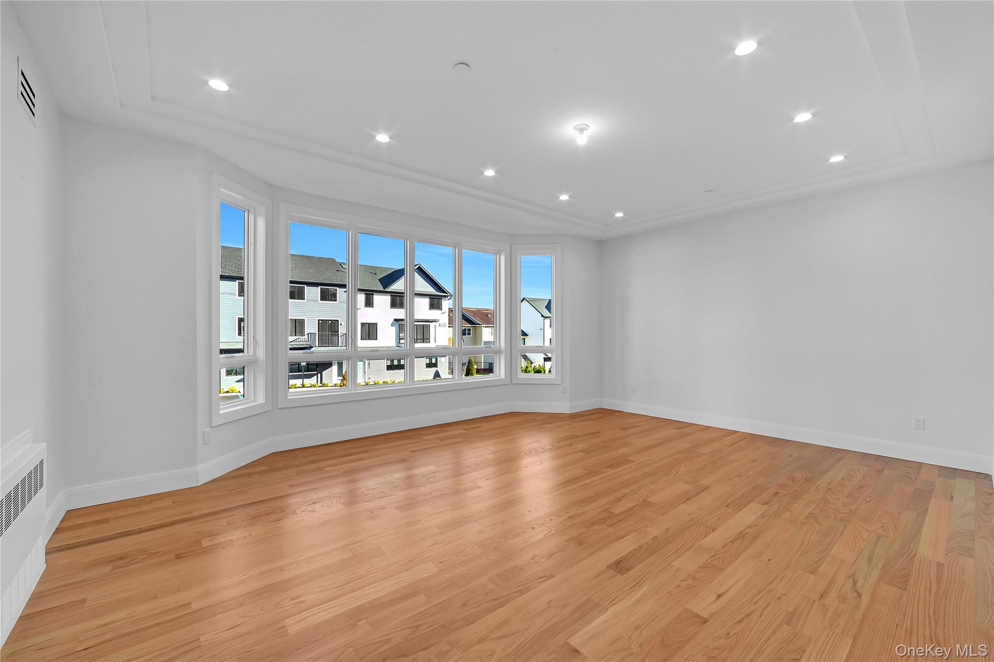 478 W Central Avenue Unit: 203