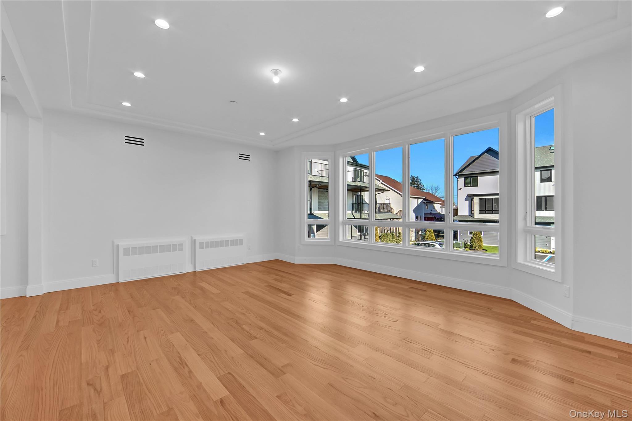 478 W Central Avenue Unit: 203