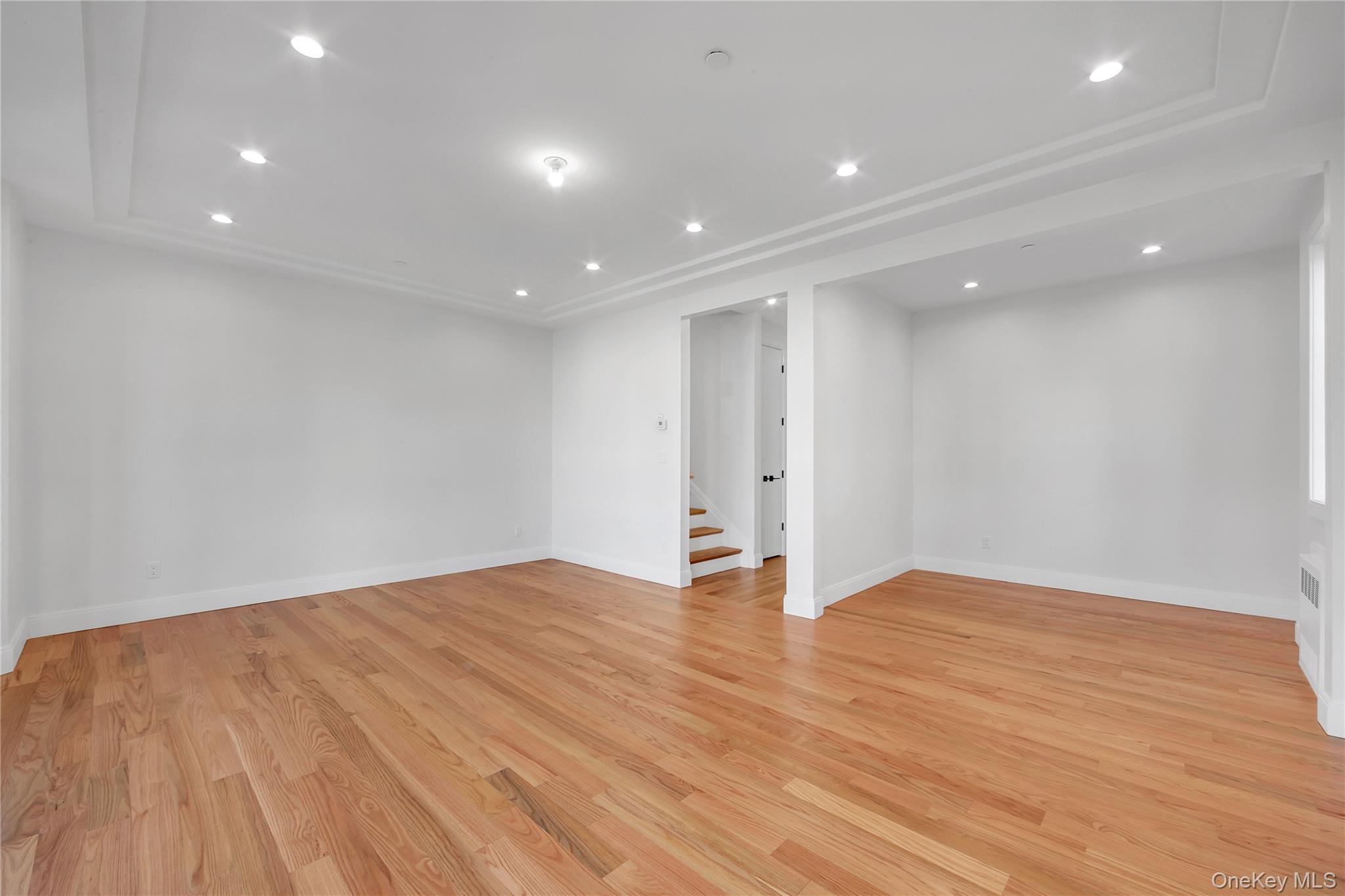 478 W Central Avenue Unit: 203