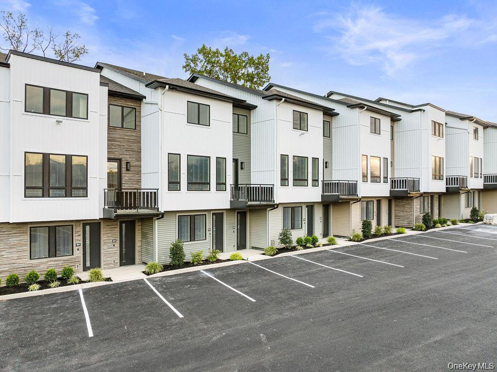 17 Union Road Unit: 109