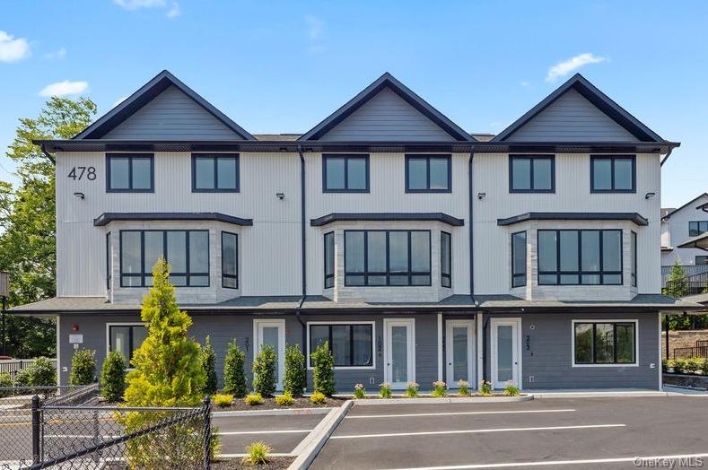 478 W Central Avenue Unit: 112