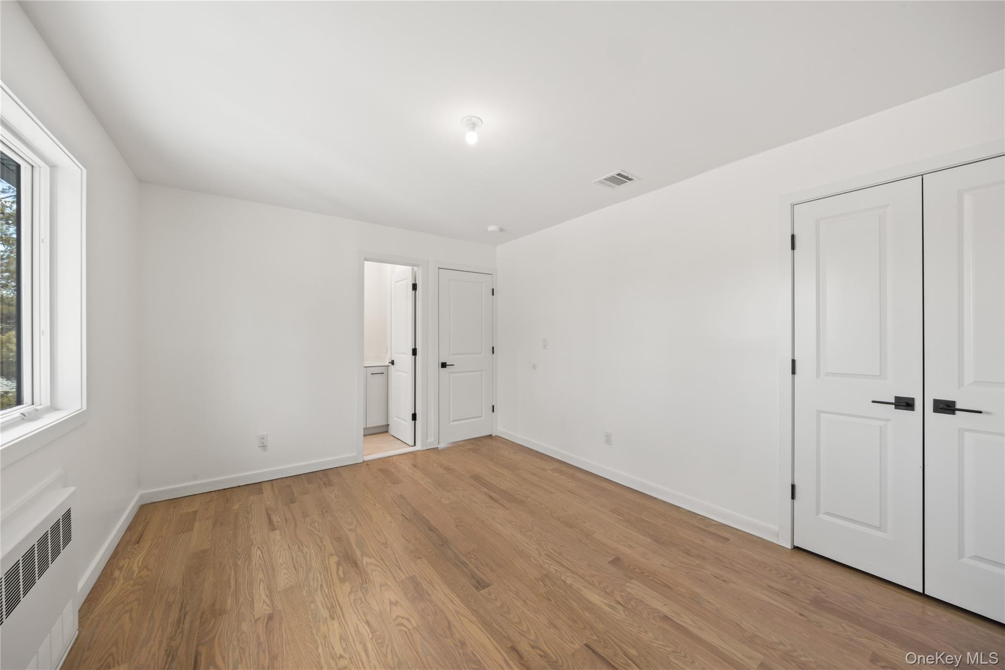 105 N Cole Avenue Unit: 202