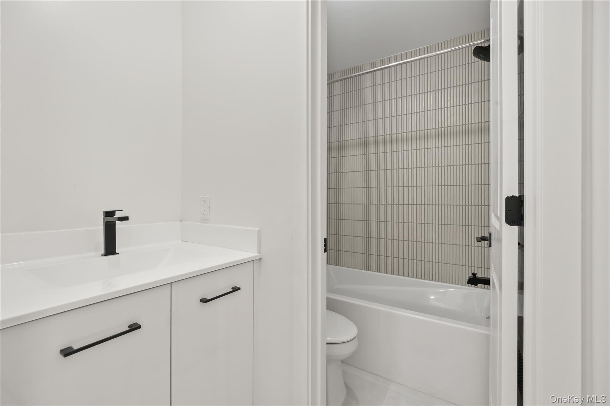 1 Manor Drive Unit: 202