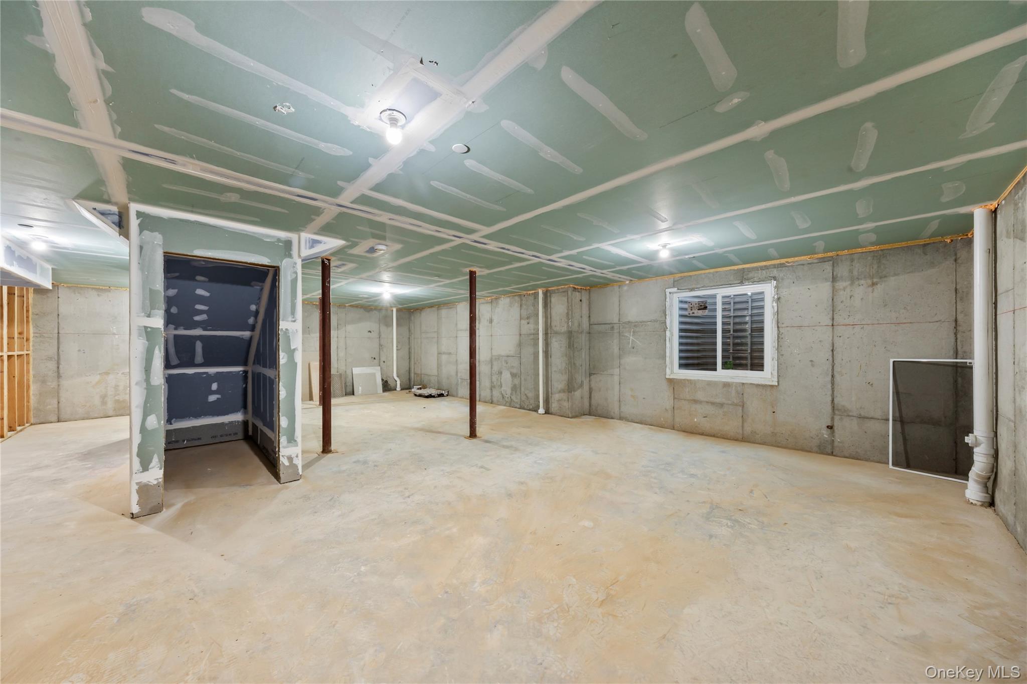 1 Manor Drive Unit: 102