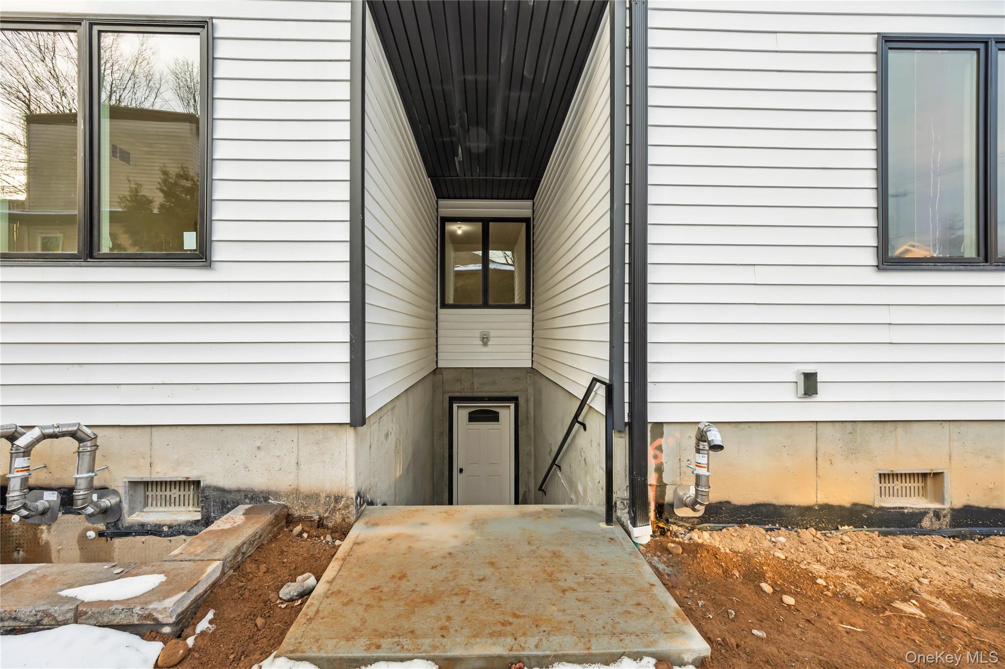 1 Manor Drive Unit: 102