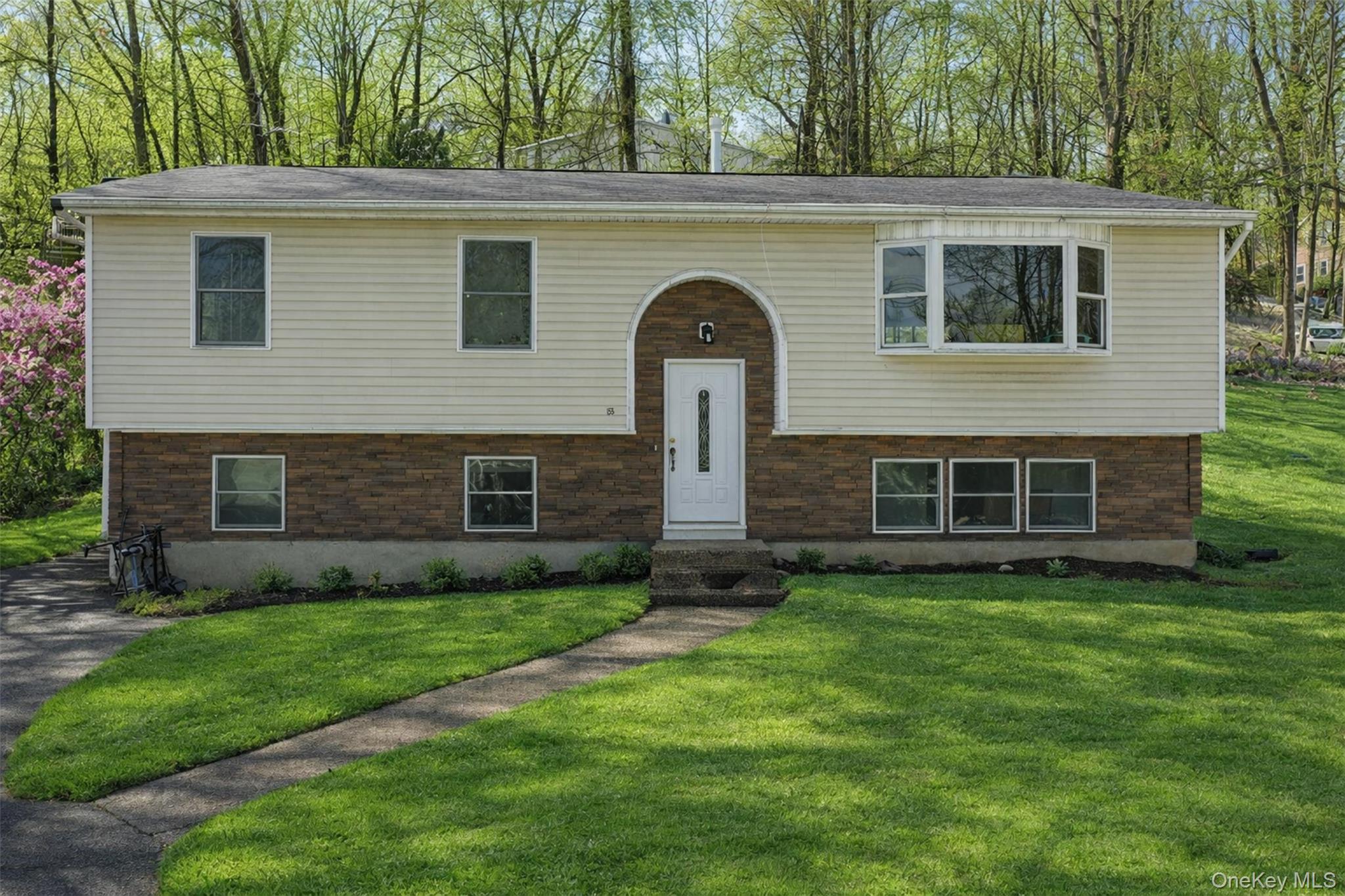 153 S Pascack Road
