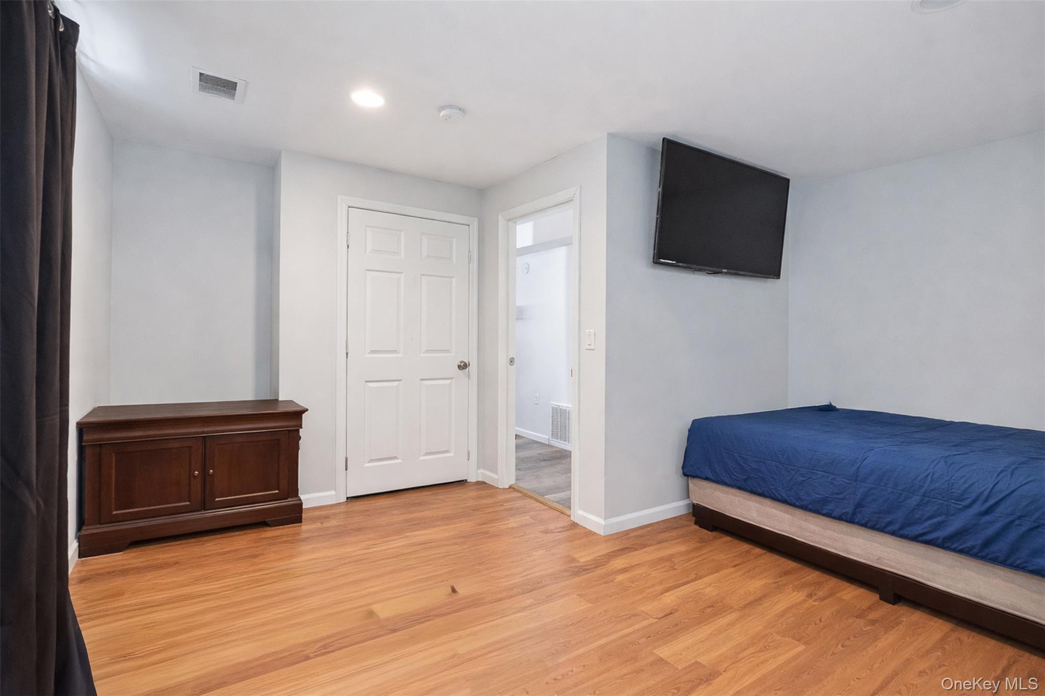 153 S Pascack Road