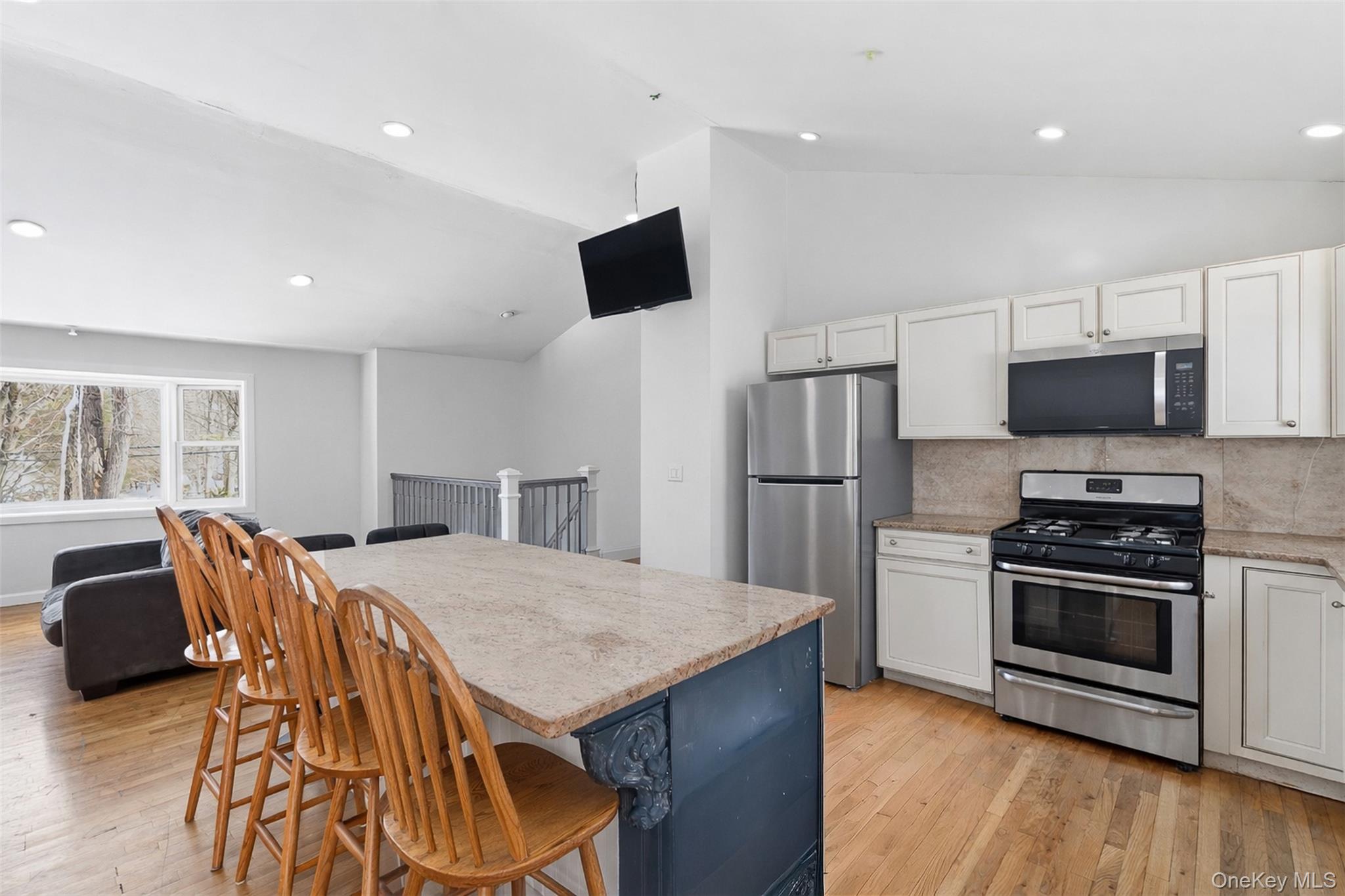 153 S Pascack Road