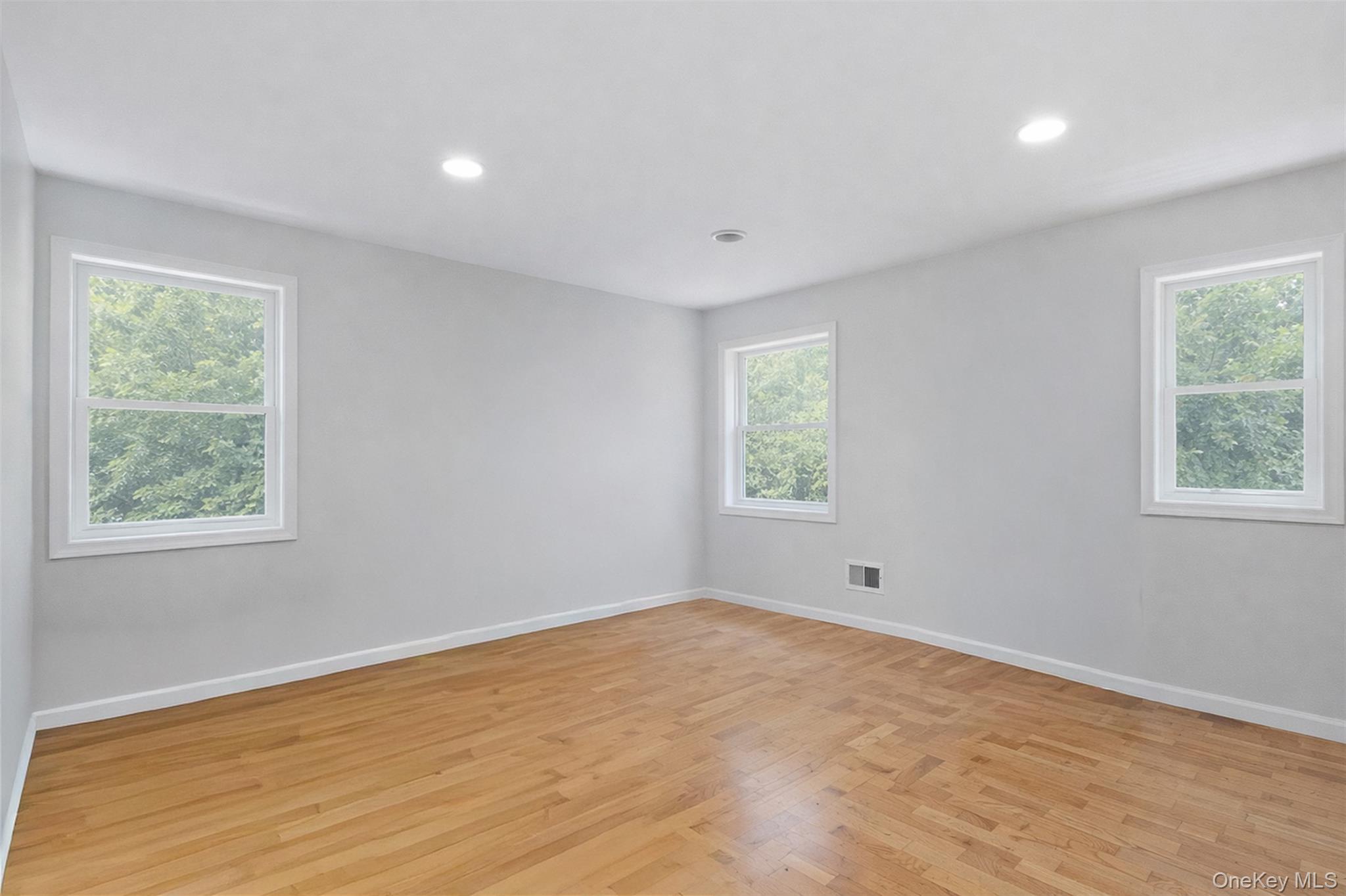 153 S Pascack Road
