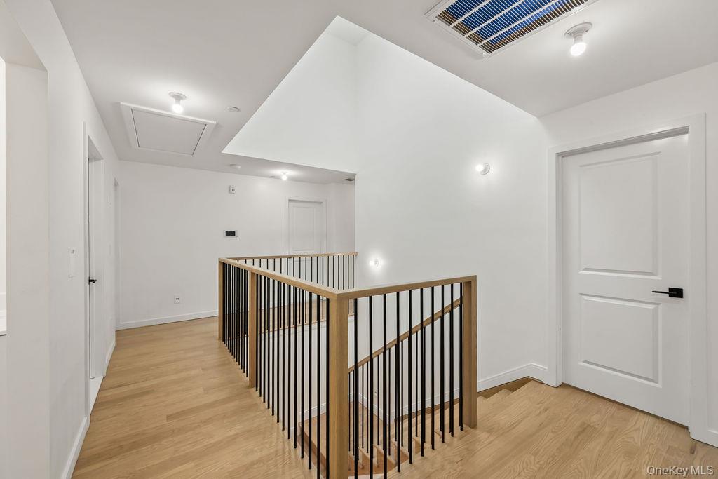 105 N Cole Avenue Unit: 213