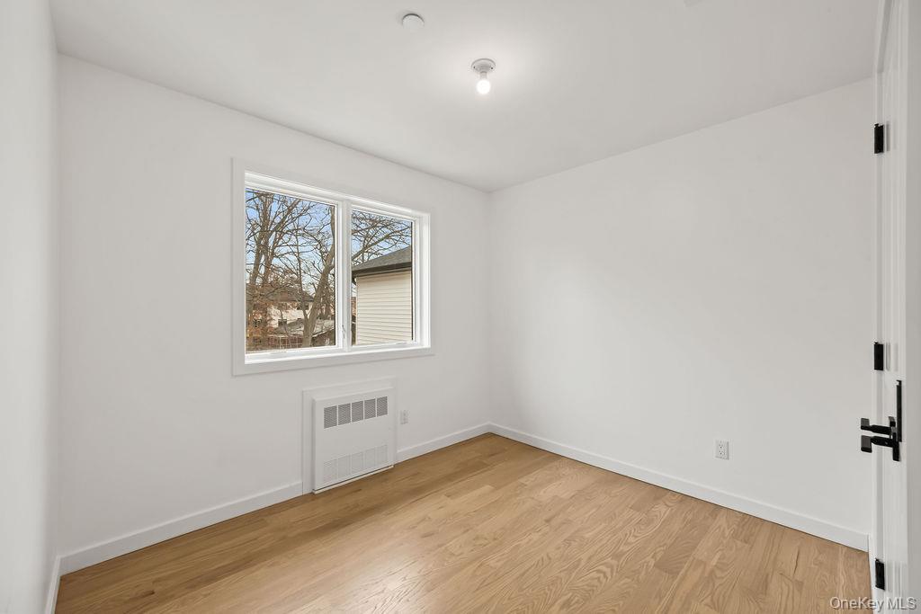 105 N Cole Avenue Unit: 213