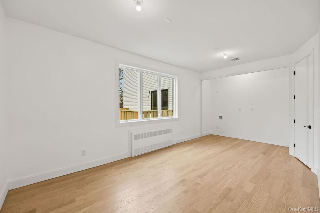 105 N Cole Avenue Unit: 213