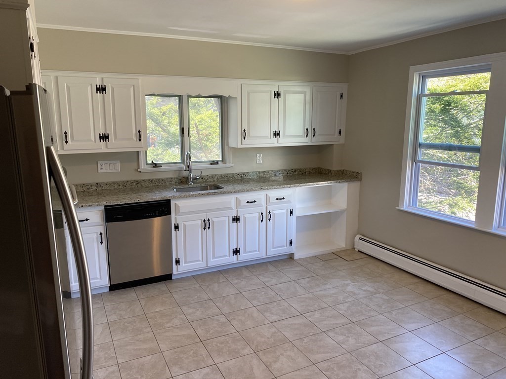 62 Burrill Street # 2