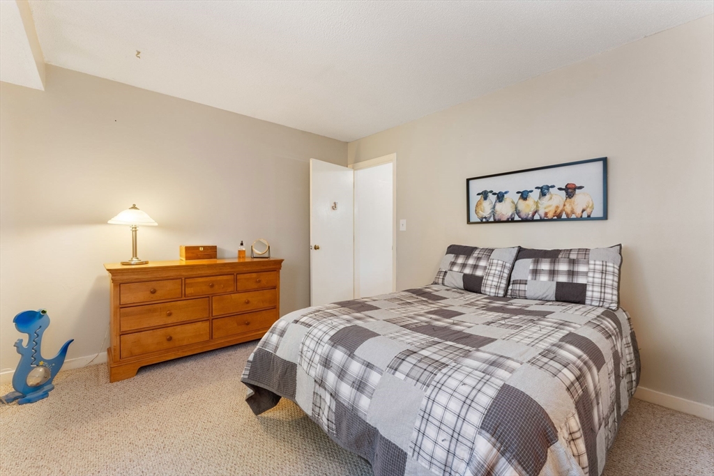 33 Apple Tree Hill Rd # 33