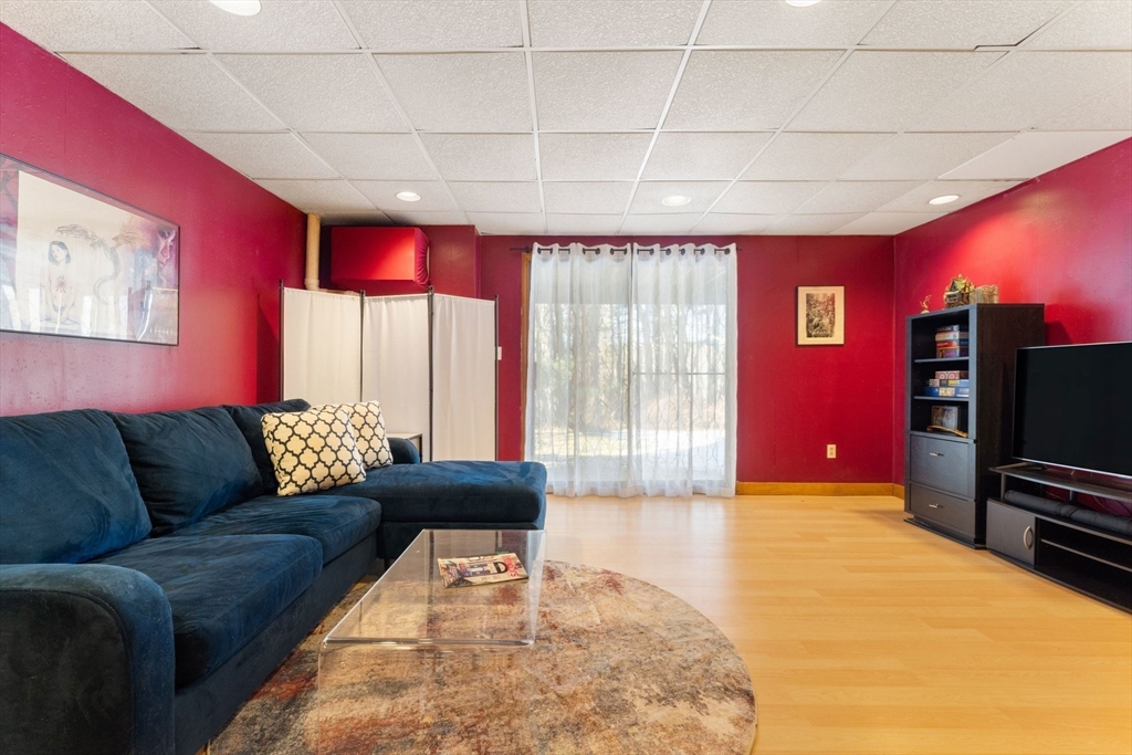 33 Apple Tree Hill Rd # 33