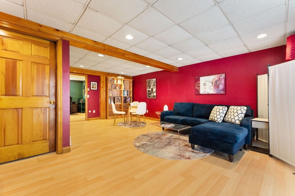 33 Apple Tree Hill Rd # 33