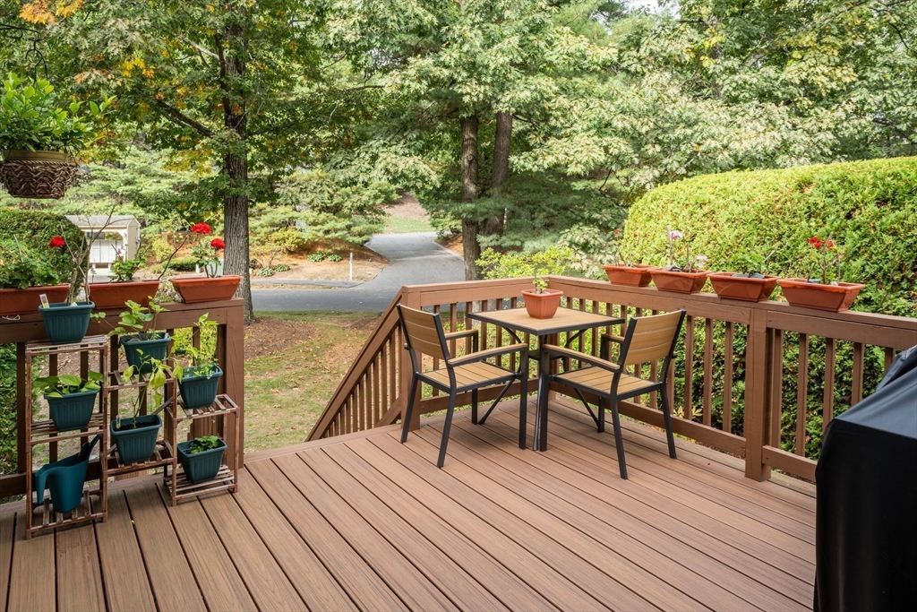 12 Arrowhead Cir # 12