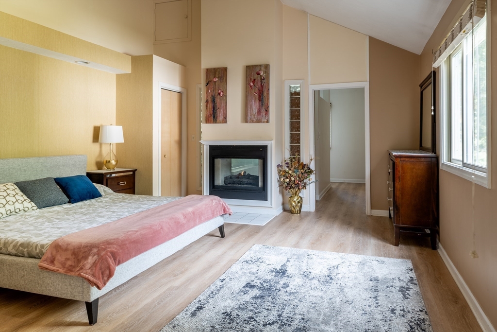 12 Arrowhead Cir # 12