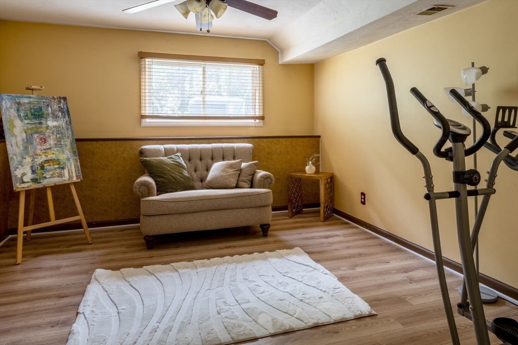 12 Arrowhead Cir # 12