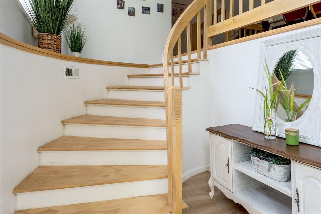 12 Arrowhead Cir # 12