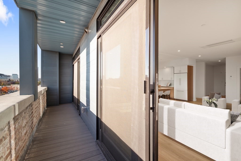 1948 Washington St # 5J