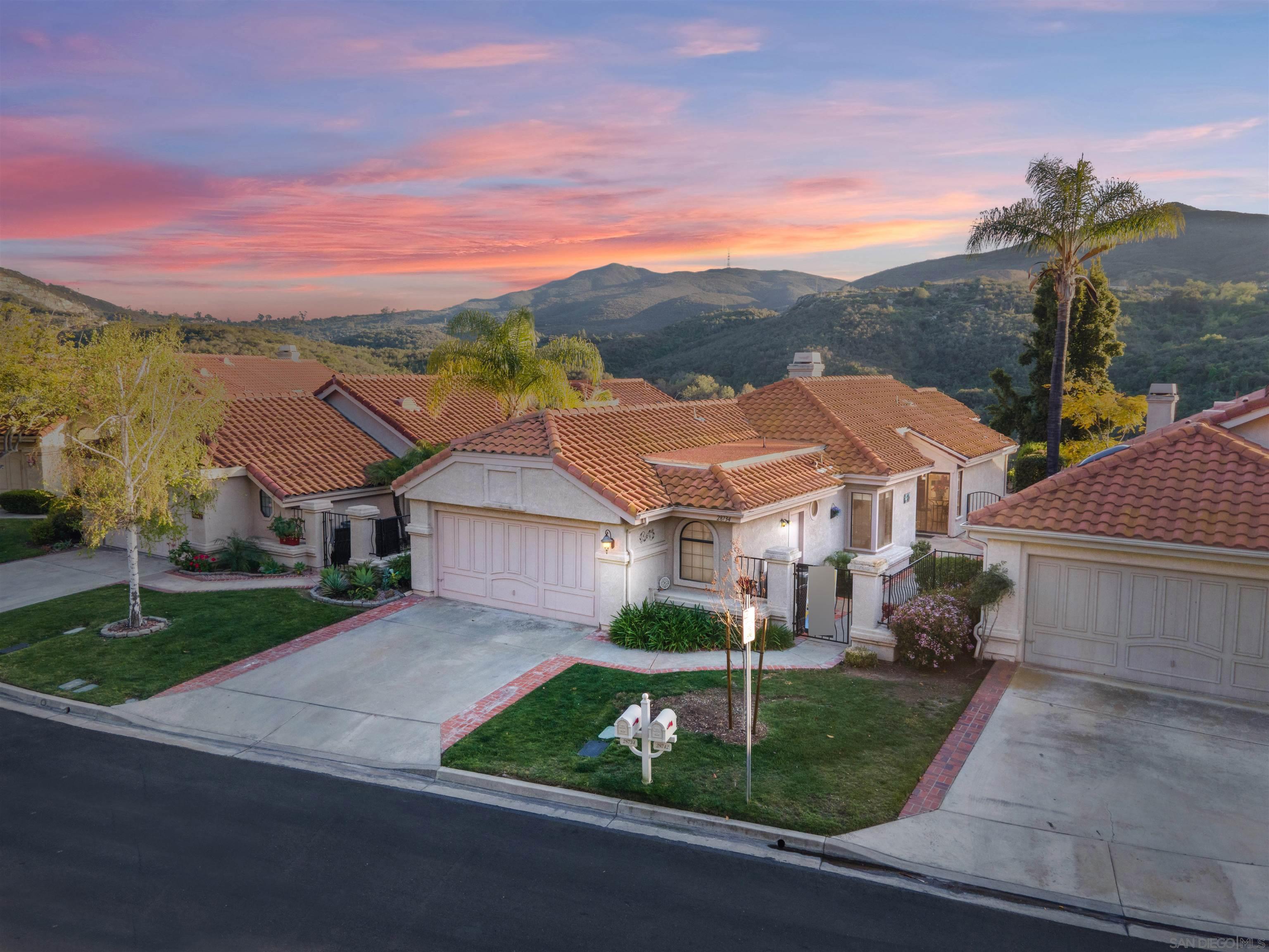 28734 Vista Valley Dr