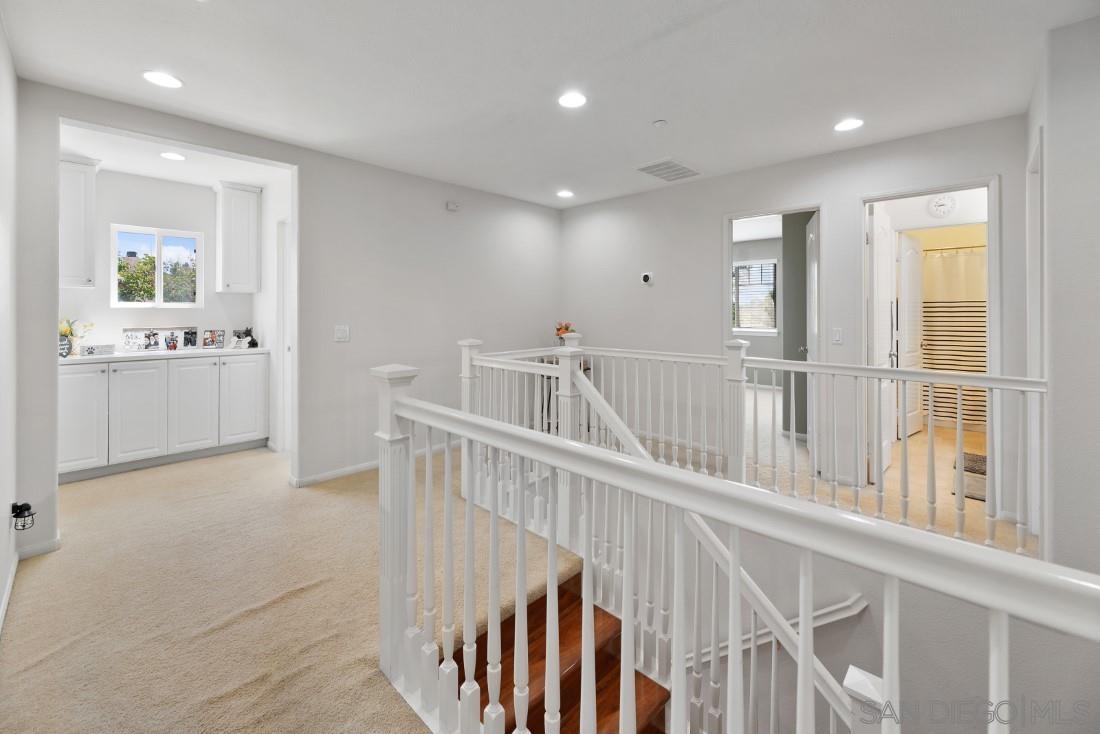 27805 Dogwood Gln