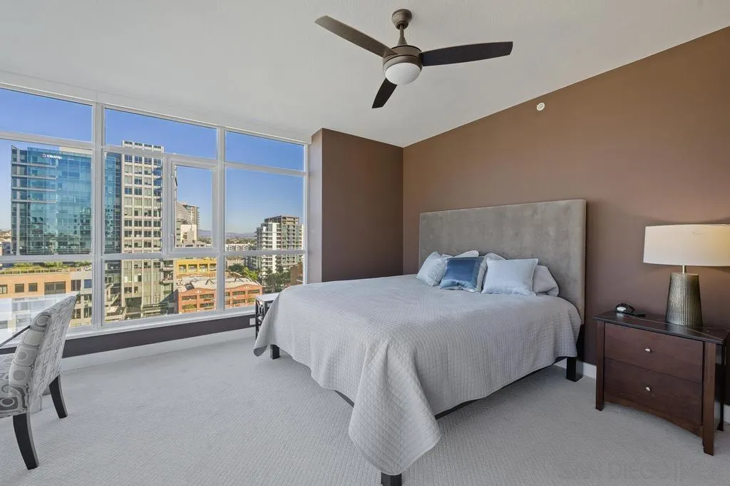 325 7th Ave Unit: 1101