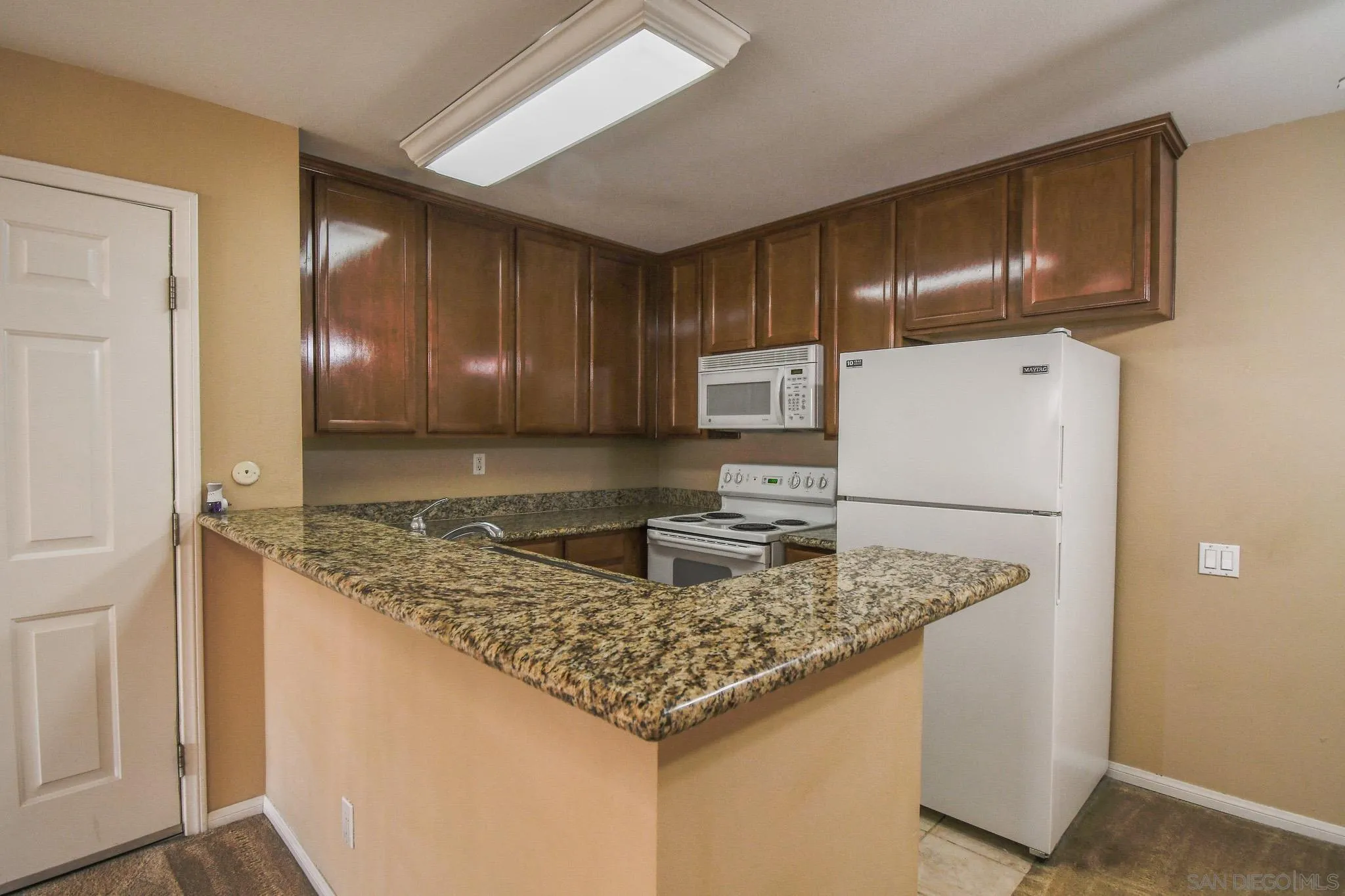 3456 Castle Glen Drive Unit: 270