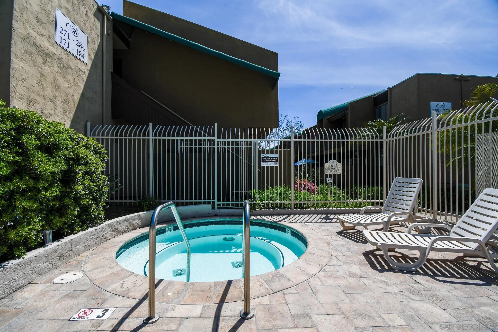 3456 Castle Glen Drive Unit: 270
