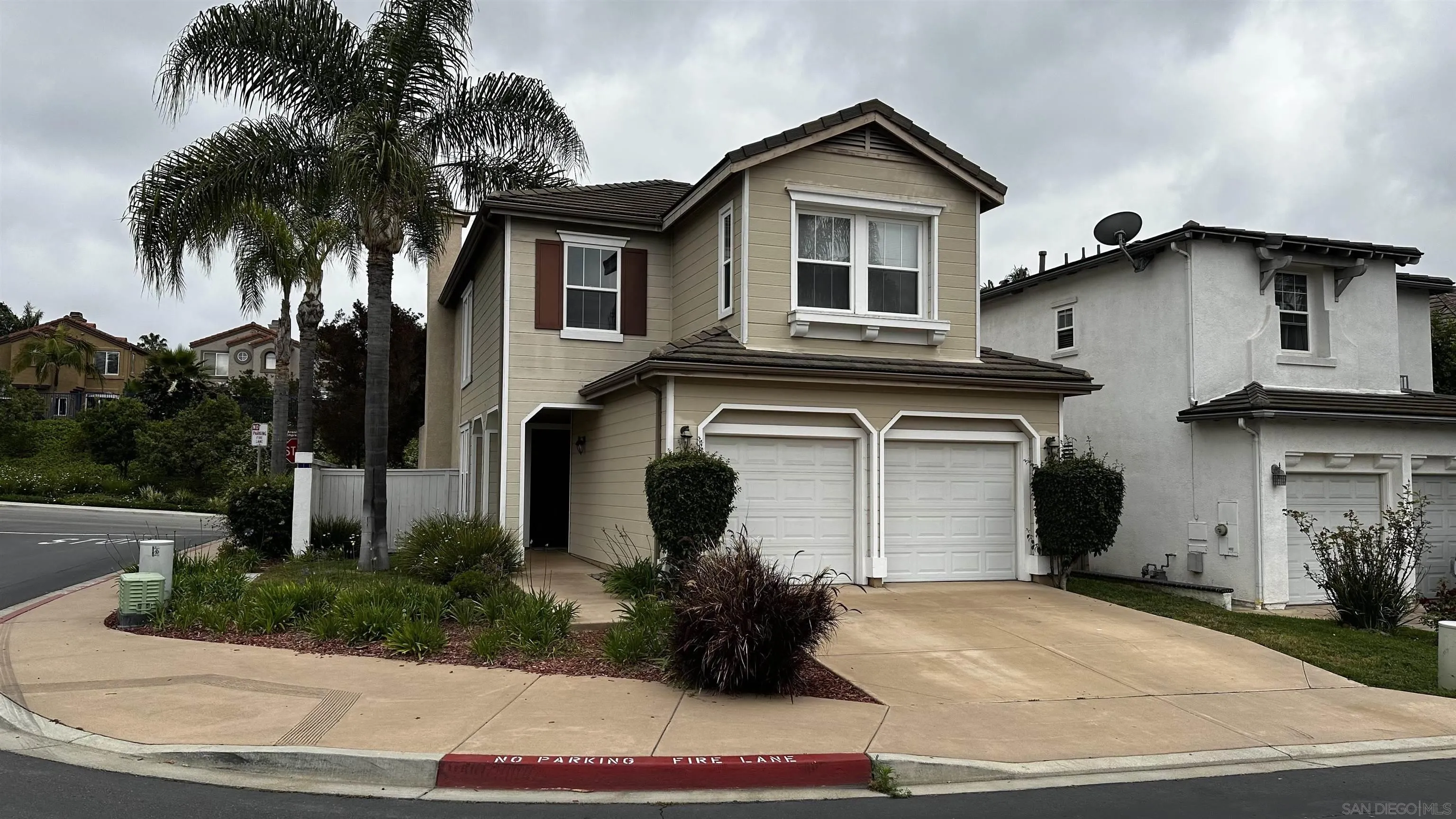 1508 Enchante Way