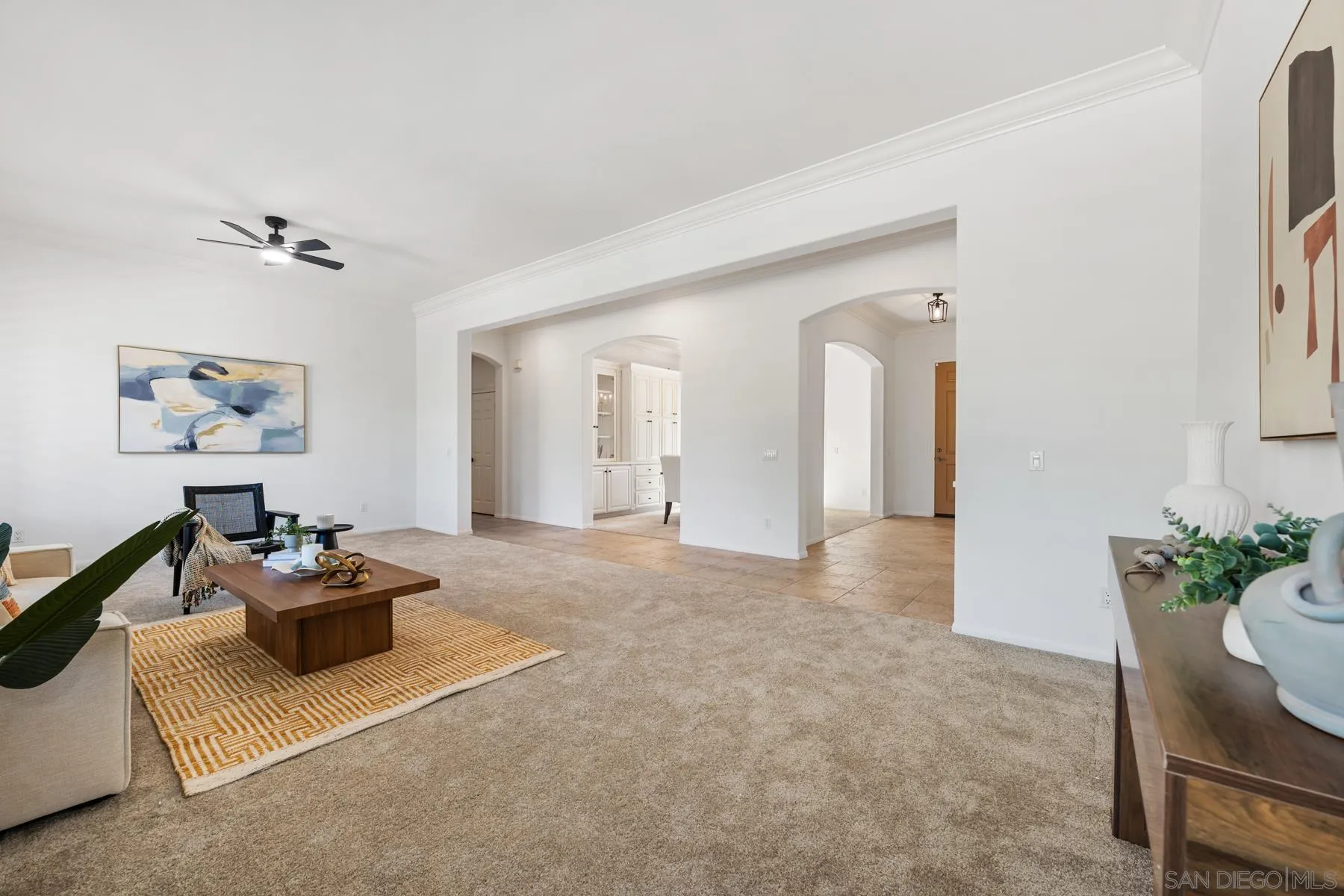 2551 Douglaston Gln