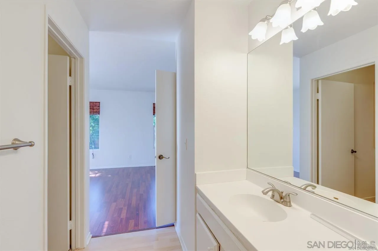 18826 Caminito Cantilena Unit 111