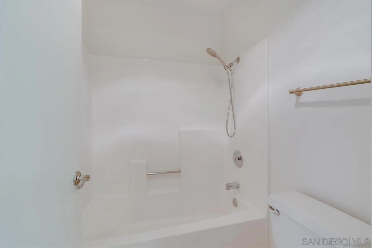 18826 Caminito Cantilena Unit 111