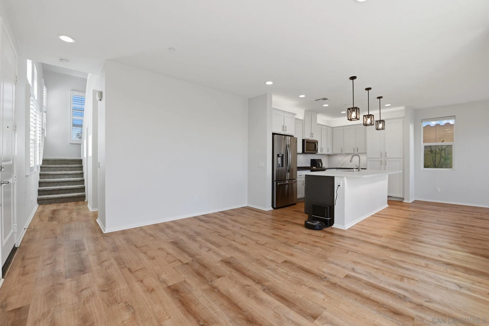 38457 Brookdale